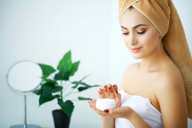 Cosmetics & Skincare